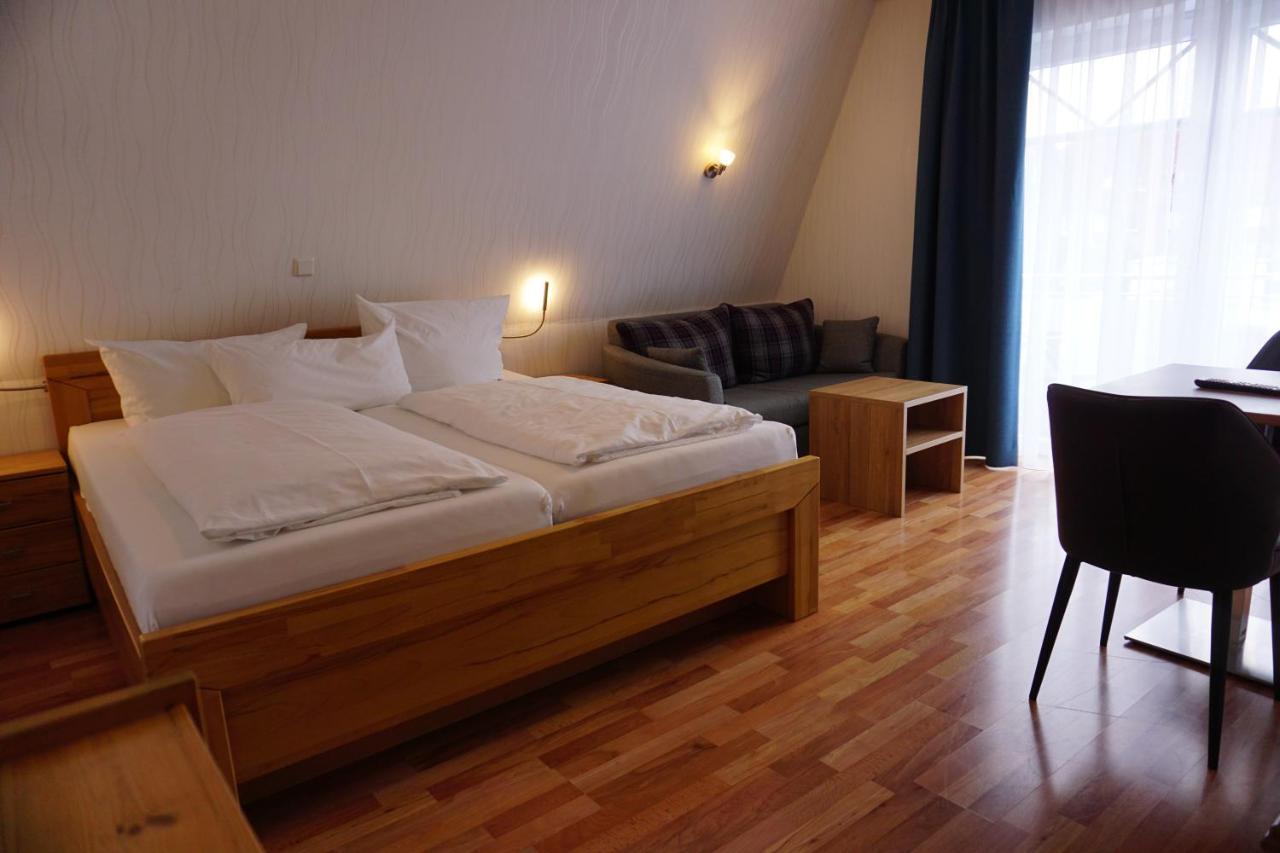 Hotel Pension Julia ノルトダイヒ エクステリア 写真